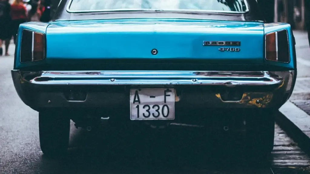 Кыскача колдонмо: Qatarдагы Josh креаторлору менен чектүү edition дроптарды пландап, туура талдоодон кийин колдогон таланттарды табуу жана ишке ашыруу стратегиялары.