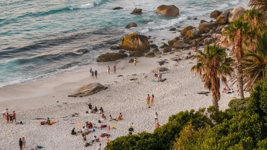 Норвегиядагы Spotify креаторлорун табуу, жарнама мүмкүнчүлүктөрүн баалоо жана аракеттүү аудиторияны лиддерге айлантуунун практикалык ыкмалары.