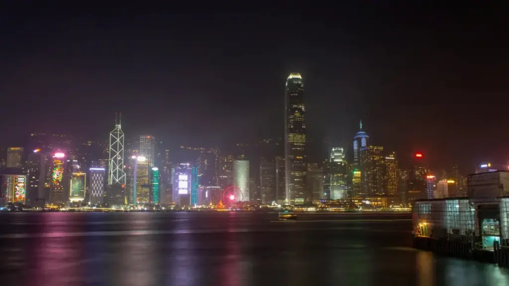 Чилидеги SoundCloud жаратуучуларын кайдан табуу, кандай ыкма менен сүйлөшүү жана продуктту алар аркылуу кеңири таанытуу тууралуу практикалык, Кыргызстанга ылайыкташкан жетекчи.