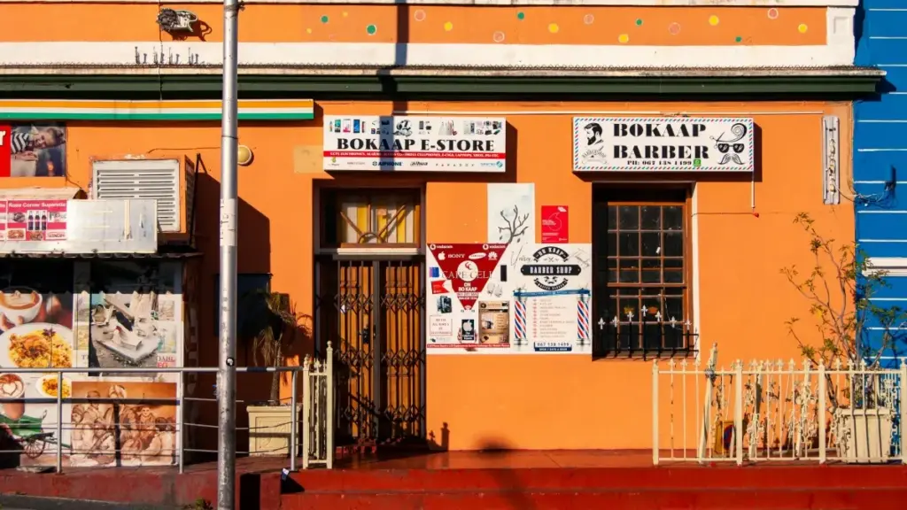 Кыргызстандык креатор үчүн Zalo аркылуу Израиль сулуулук жана терини кам көрүү бренддерине жетип, PR/ревью алуу ыкмалары — практикалык кадамдар, канал тандоо жана шаблондор.