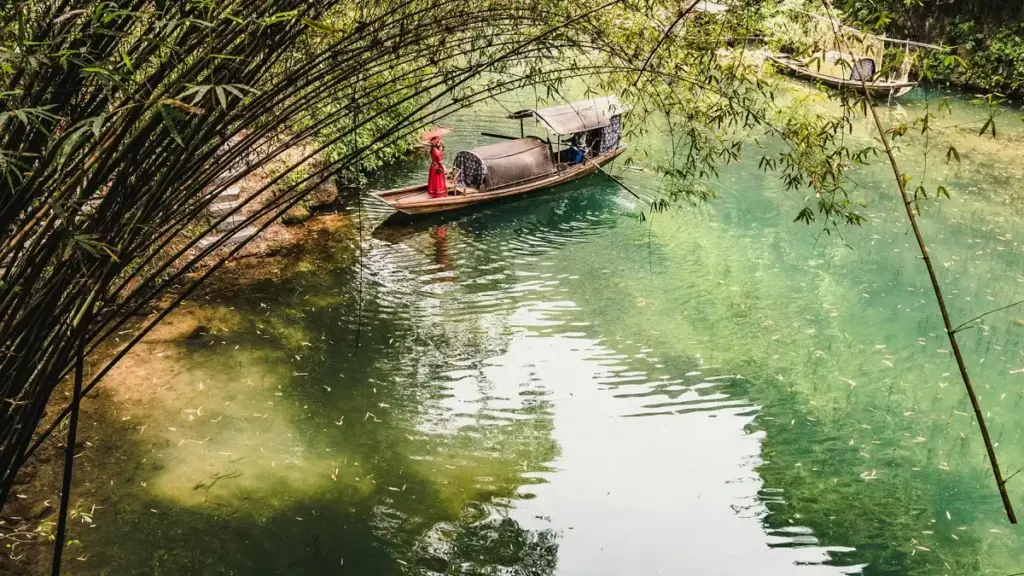 Chingariде Ирактын бренддери менен байланышып, продуктивдик гайдтарда биргелешип иштөөнүн практикалык жолу — таргетинг, кайрылуу, контракт демонстрациясы жана жергиликтүү инсайттар менен.